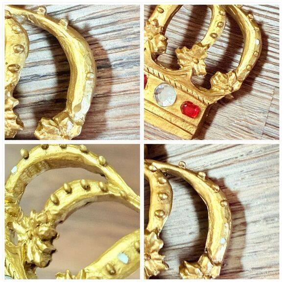 Vintage Set of 14 Gold Crown Ornaments Gold with Green Red And Clear Gem Accents - Picture 15 of 15